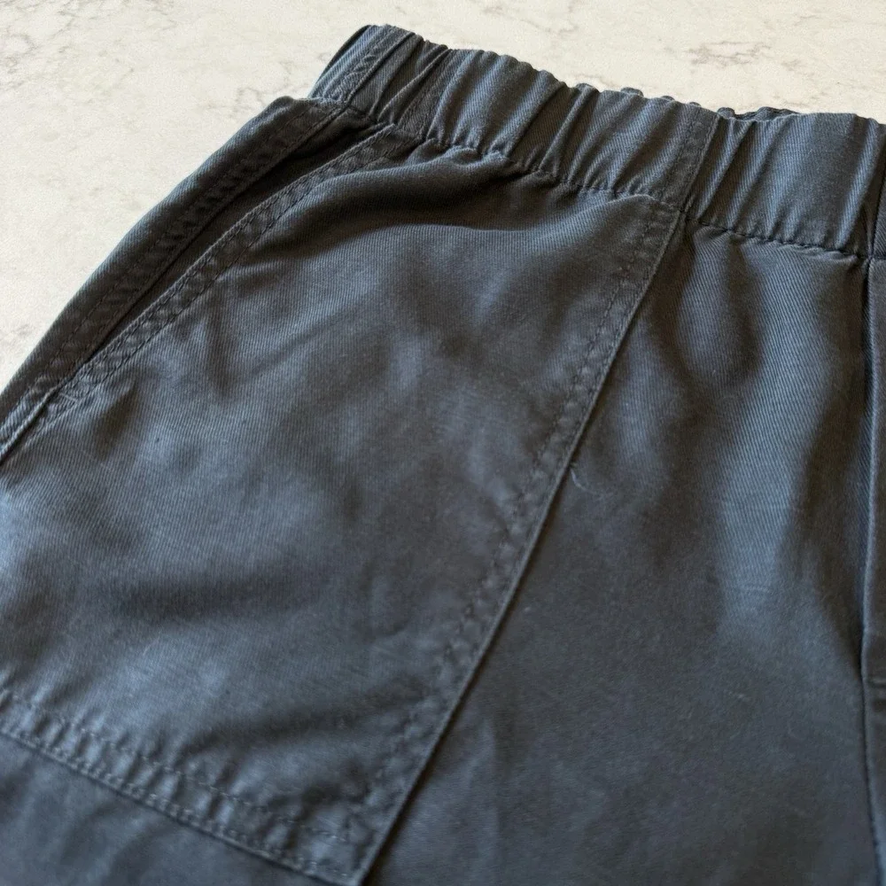 Banana Republic Lyocell Linen Cotton Tapered Cropped Pull On Pant Black Medium